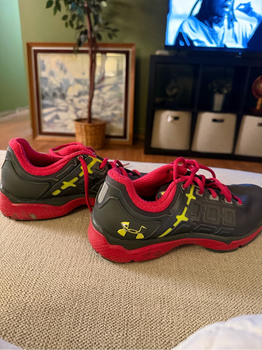 Under Armour Women’s Athletic Shoes Black & Red